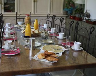Aggarthi Bed and Breakfast - באיואו