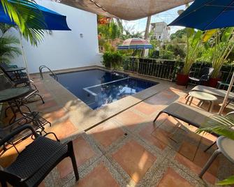 Chacala Arrecifes 2 para 4 a solo 50 mts de la Playa ARF2 - Chacala - Uima-allas