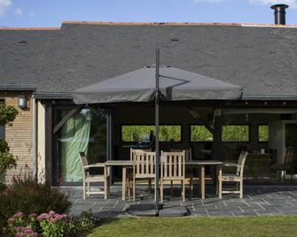 Gîte-Ensuite-Premium-Garden view-La Maison des vignes - Beaulieu-sur-Layon - Patio