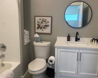 Charming cottage in downtown Mount Vernon! - Mount Vernon
