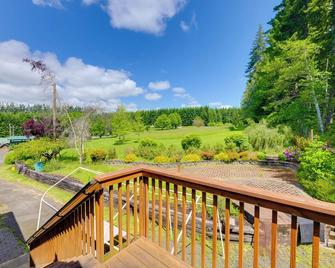 Chehalis Retreat with Scenic Views! - Chehalis - Balkón