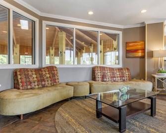 Spark by Hilton Wilmington Carolina Beach Rd - Wilmington - Sala de estar