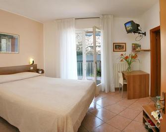 Hotel Baitone - Malcesine - Camera da letto
