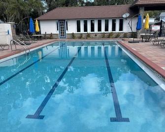 Steinhatchee Landing Resort - Steinhatchee - Piscina