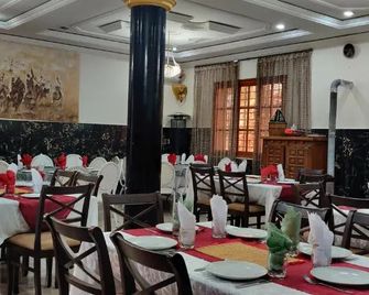 Le Vallon Vert - Club Équestre - Azrou - Restaurant