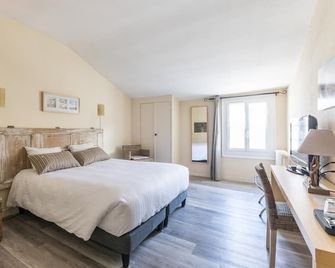 Logis Hôtel Lafayette - Rochefort