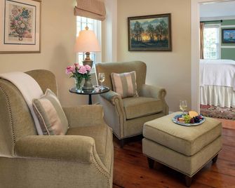 The Inn at Yarmouth Port - Yarmouth