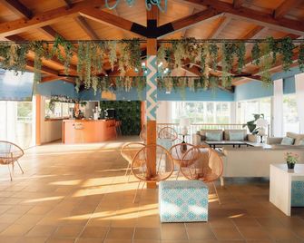 Hotel Moon Dreams Marina Parc - Es Mercadal - Lobby