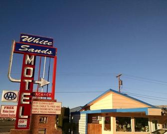 White Sands Motel - Alamogordo - Budova