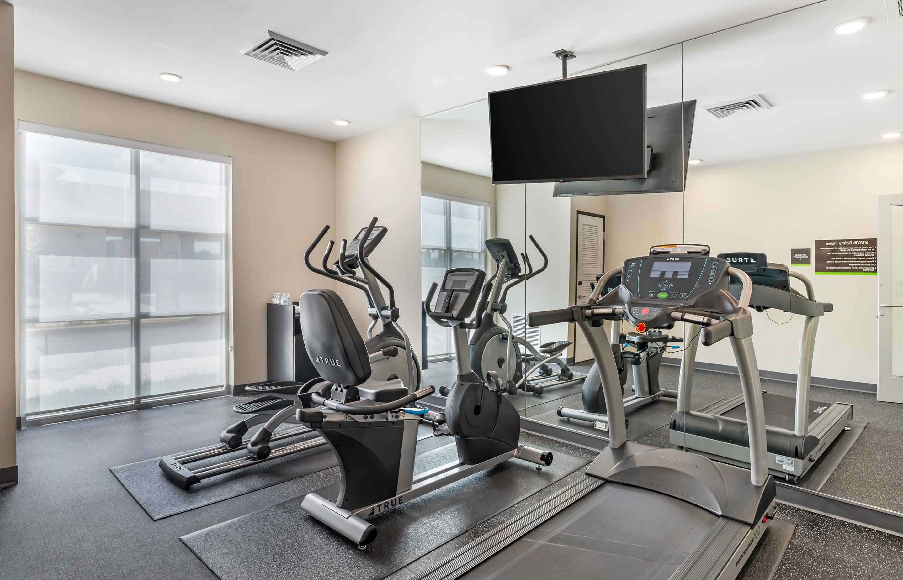 Gym view of Extended Stay America Premier Suites - Fredericksburg