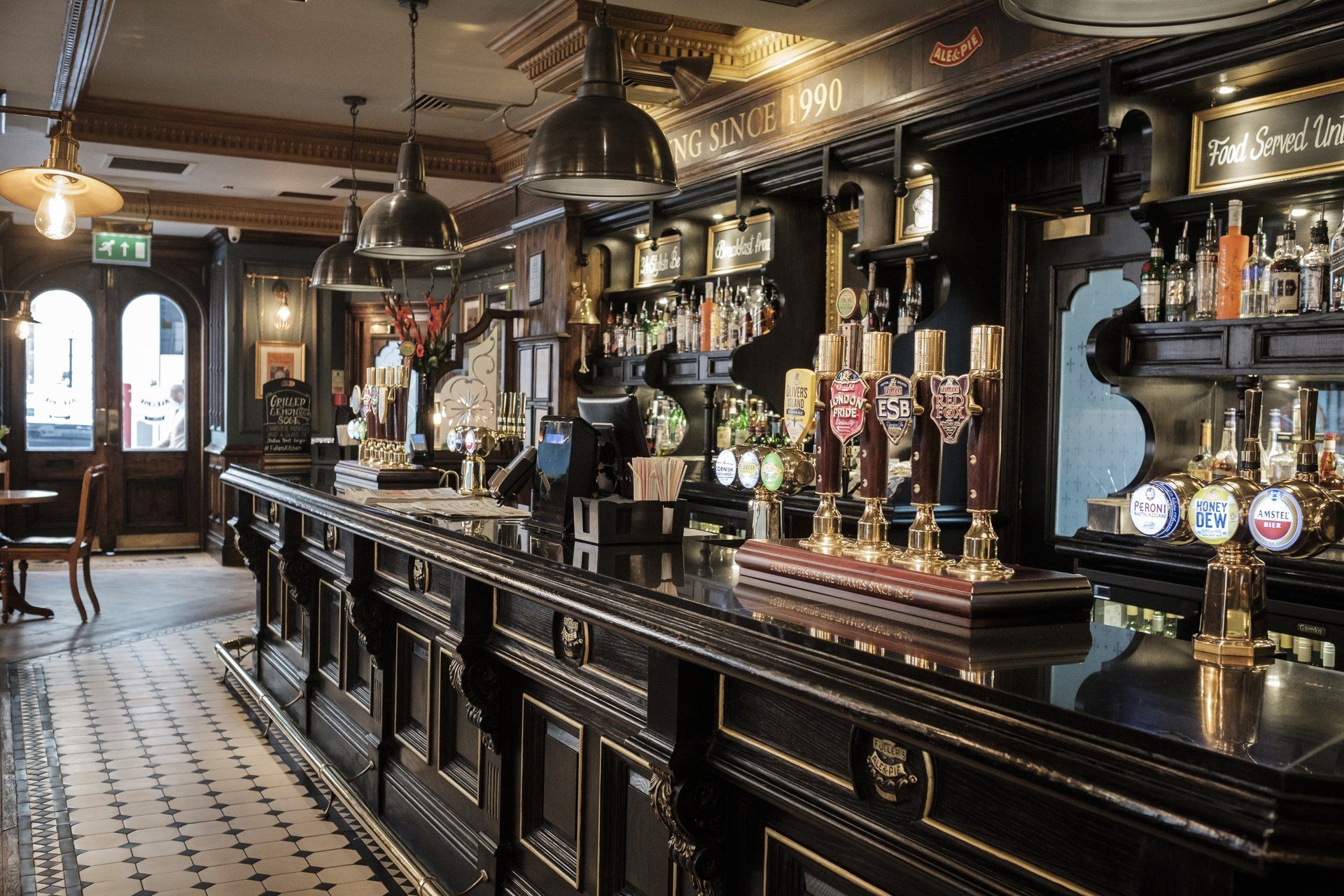 فندق ذا سانكشويري هاوس