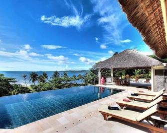 Home The Residence - Isla Nosy Be - Piscina