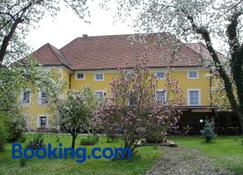 Guest House Ater - Lasko - Bâtiment