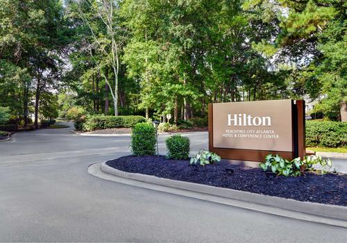 Hilton Peachtree City Atlanta Hotel & Conference Center from $142. Peachtree  City Hotel Deals & Reviews - KAYAK