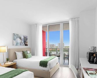 Unique 2br Apartment Gym & Pool - Hallandale Beach