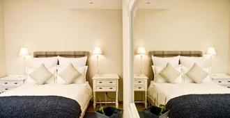 Villa Moringa Guesthouse - Windhoek - Bedroom