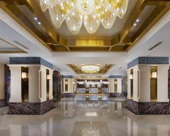 Xinwenyuan Hotel - דאליין - לובי
