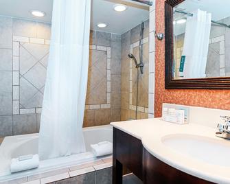 Hampton Inn Chester - Chester - Bedroom