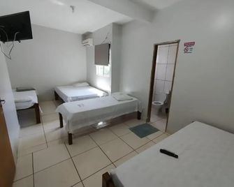 Hotel Oliveira 44 - Goiânia