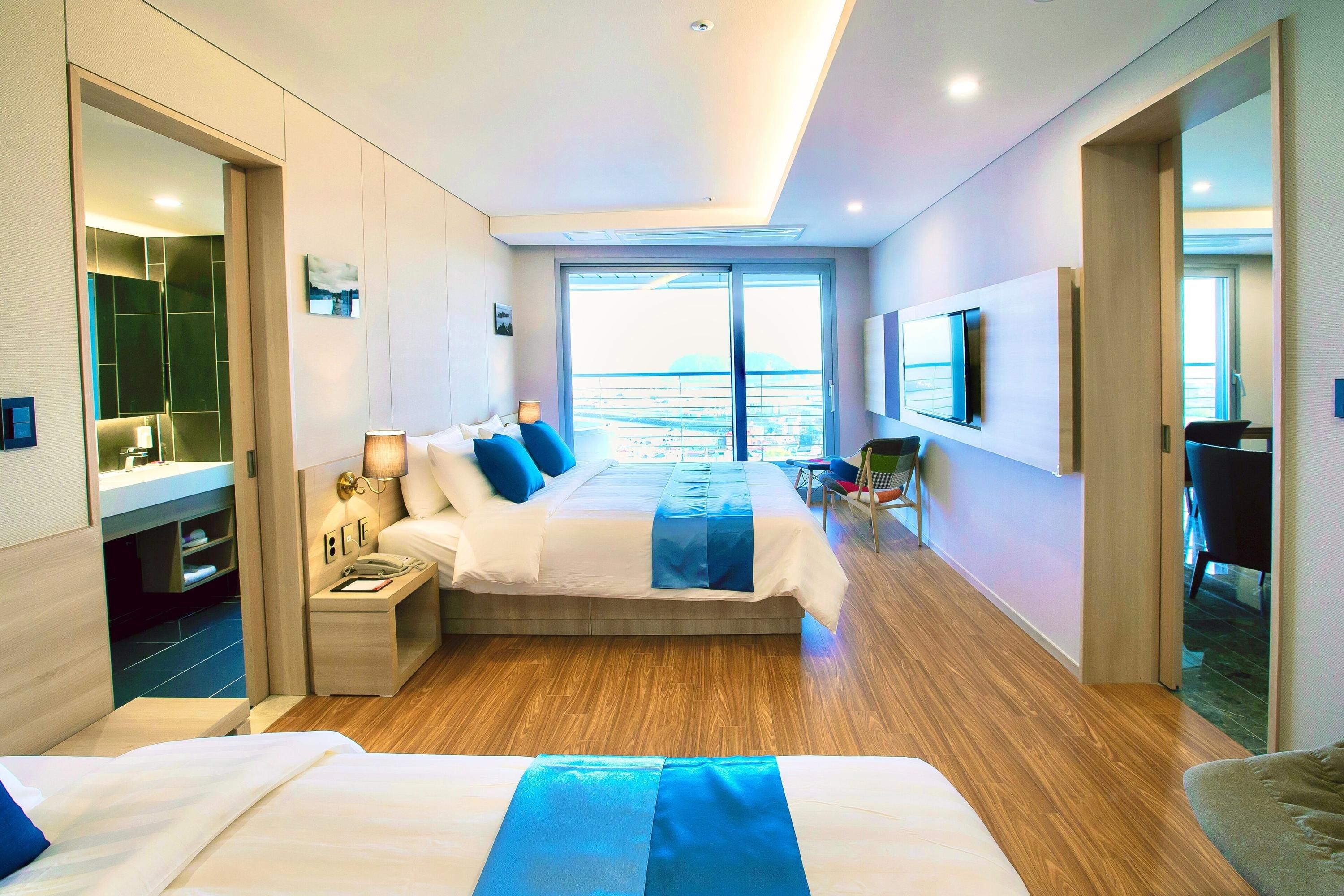 Hotel Bridge Seogwipo - סאוגוויפו