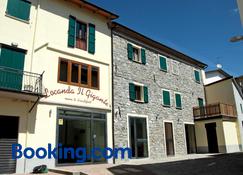 Locanda Il Gigante - Busana - Building