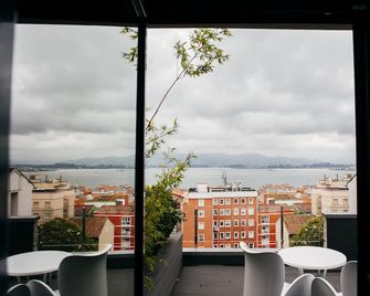 Hotel Art Santander - Santander - Balcón