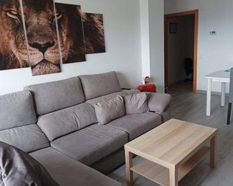 Piso en primera linea de mar. Centrico. - Canet de Mar - Salon