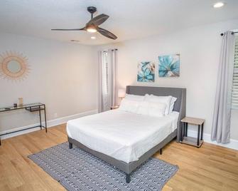 Brand New Remodeled 3br2ba House Near Do - San Antonio - Soverom