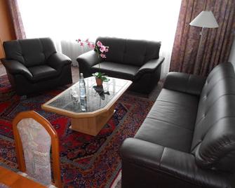 Aparthotel Haus Usedom - Loddin - Wohnzimmer