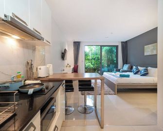 Studio Apartment - Emerald Terrace Patong - Patong - Kitchen