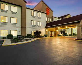 Red Roof Inn Richmond, KY - Richmond - Bygning