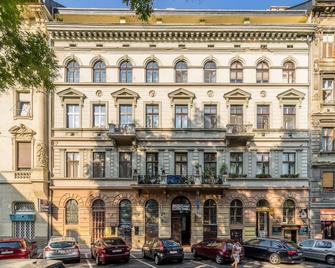 Silver Hotel Budapest City Center - Budapest - Building