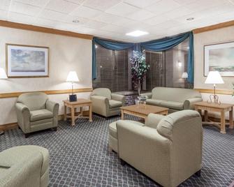 Days Inn by Wyndham Seguin TX - Seguin - Lounge