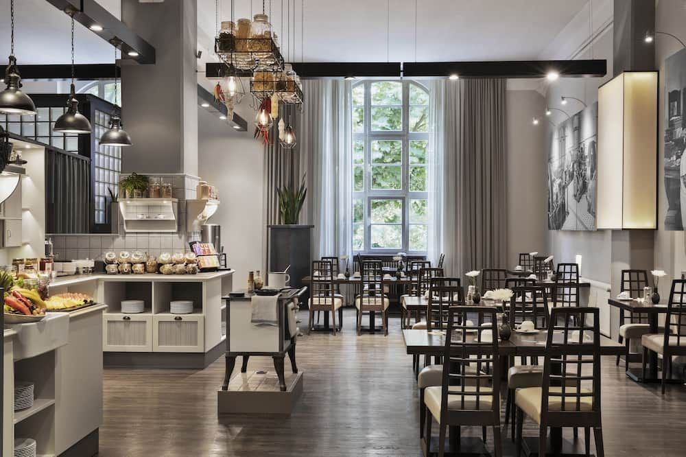 Gästeresidenz Pelikanviertel - האנובר - מסעדה