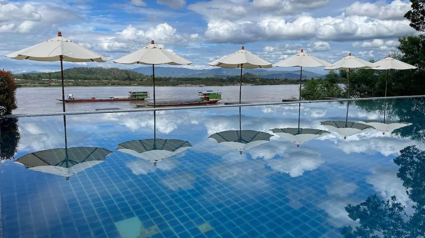 โรงแรมสยามไทรแองเกิล