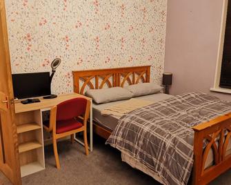Sommerset Cottages - 2 Br House - Sunderland - Bedroom