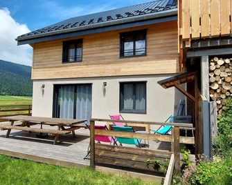 Maison Neuve 12 Couchages sur le Plateau du Vercors - Autrans-Méaudre-en-Vercors - Patio