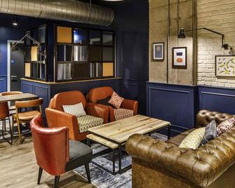 ibis Budget Sheffield Centre St Marys Gate - Sheffield - Lounge