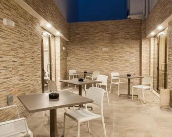 Euroclub Hotel - Bugibba - Restaurante