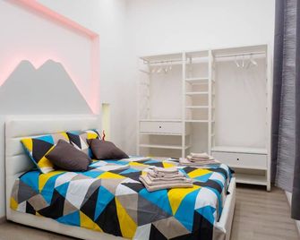 Plebiscito Home Holidays - Neapel - Schlafzimmer