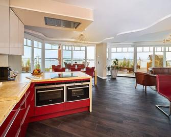 Strandhotel Prinz von Preussen - Zinnowitz - Kuchyň