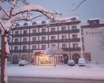 Ramada by Wyndham Van - Van - Gebäude