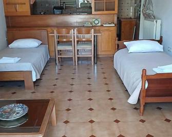 Charming 1-bedroom apartment with WiFi, AC in enchanting Artemis - Artémida - Sypialnia