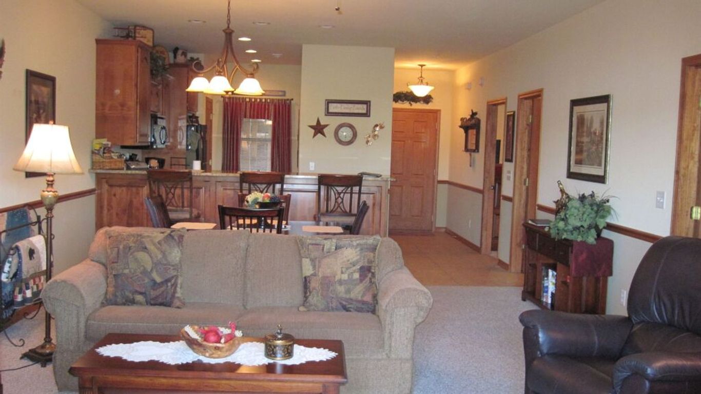 2BR Village At Indian Point 1305 near SDC - Free Tickets Daily up to 500