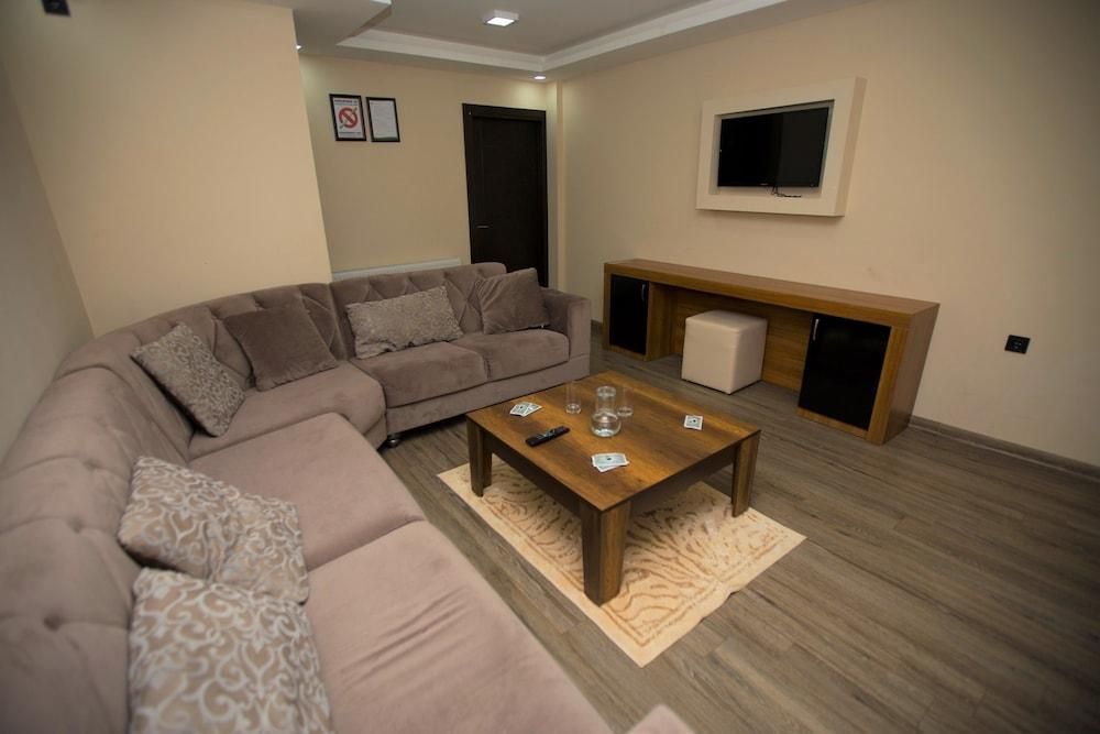 Uzungol Yayla Otel - Uzungöl - Obývací pokoj