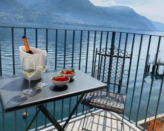 Lake Front With Balcony King Size Bed - Oliveto Lario - Restaurant