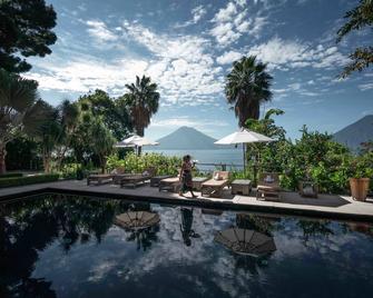 Casa Prana Hotel in Atitlan - Santa Cruz La Laguna - Piscina
