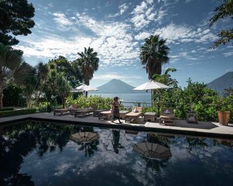Casa Prana Hotel in Atitlan - Santa Cruz La Laguna