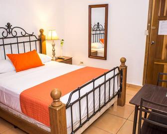 Hotel Verona - San Pedro Sula - Yatak Odası