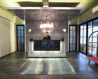 Maple Hotel Grogol - Jakarta - Accueil